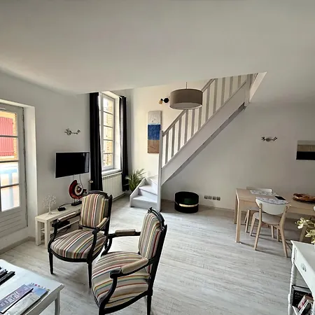 Elegant And Cozy 2 Bedrooms With Private Parking Апартаменты
