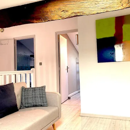 Elegant And Cozy 2 Bedrooms With Private Parking * Альби